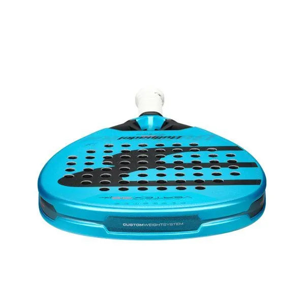 Bullpadel Vertex 05 W Padel Racket Liggend